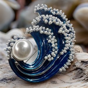 Coastal Wave Brooch